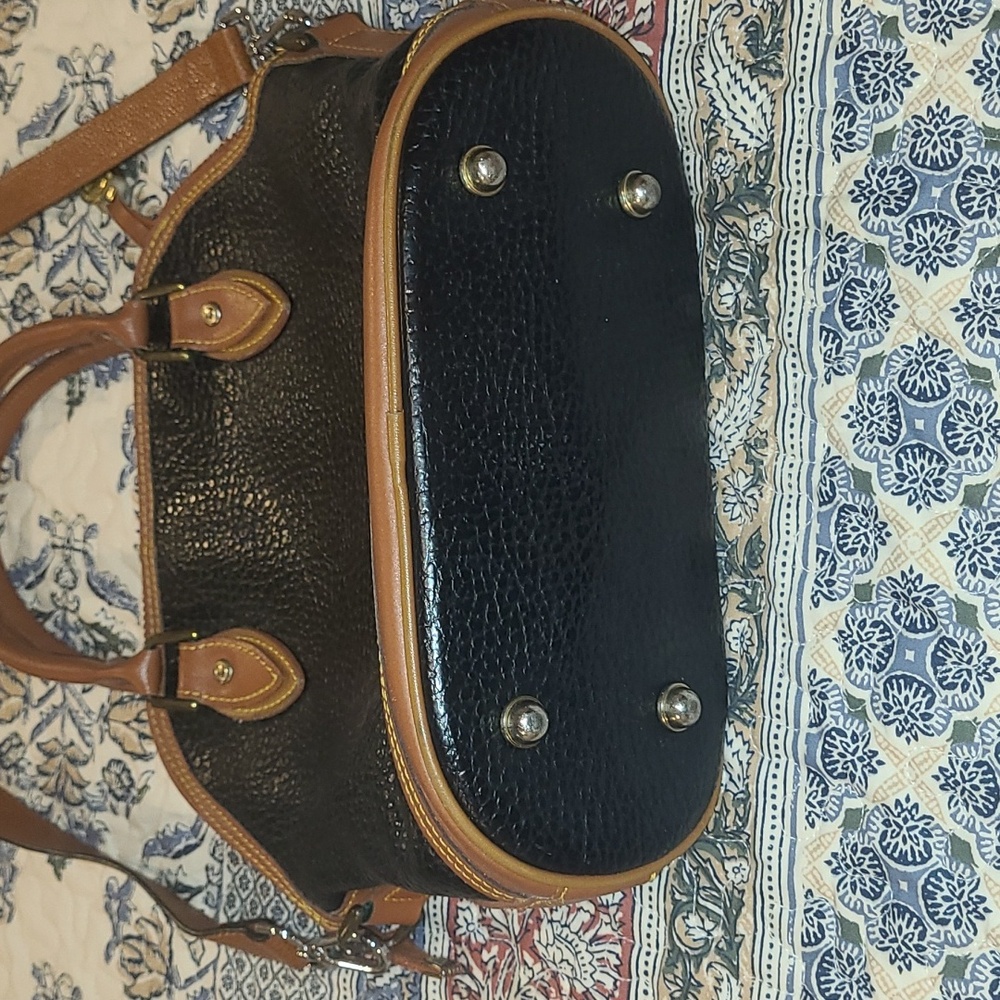 Vintage Rare Dooney & Bourke All-Weather Leather Norfolk Purse - Picture 4 of 8